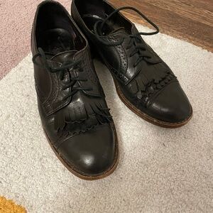 1937 Footwear, Italian Black Leather Brogue, Size 6, Fringe Kiltie,Made in Italy